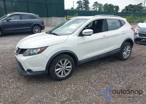 2017 Nissan Rogue Sport Sv z USA, uszkodzony, nr VIN JN1BJ1CR2HW124062